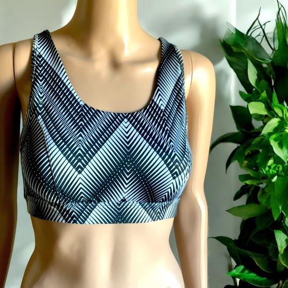 Tek Gear Women’s Keyhole Medium-Impact Running Activewear Sports Bra - Picture 10 of 16